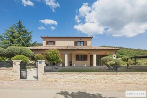 别墅 | 4 多间卧室