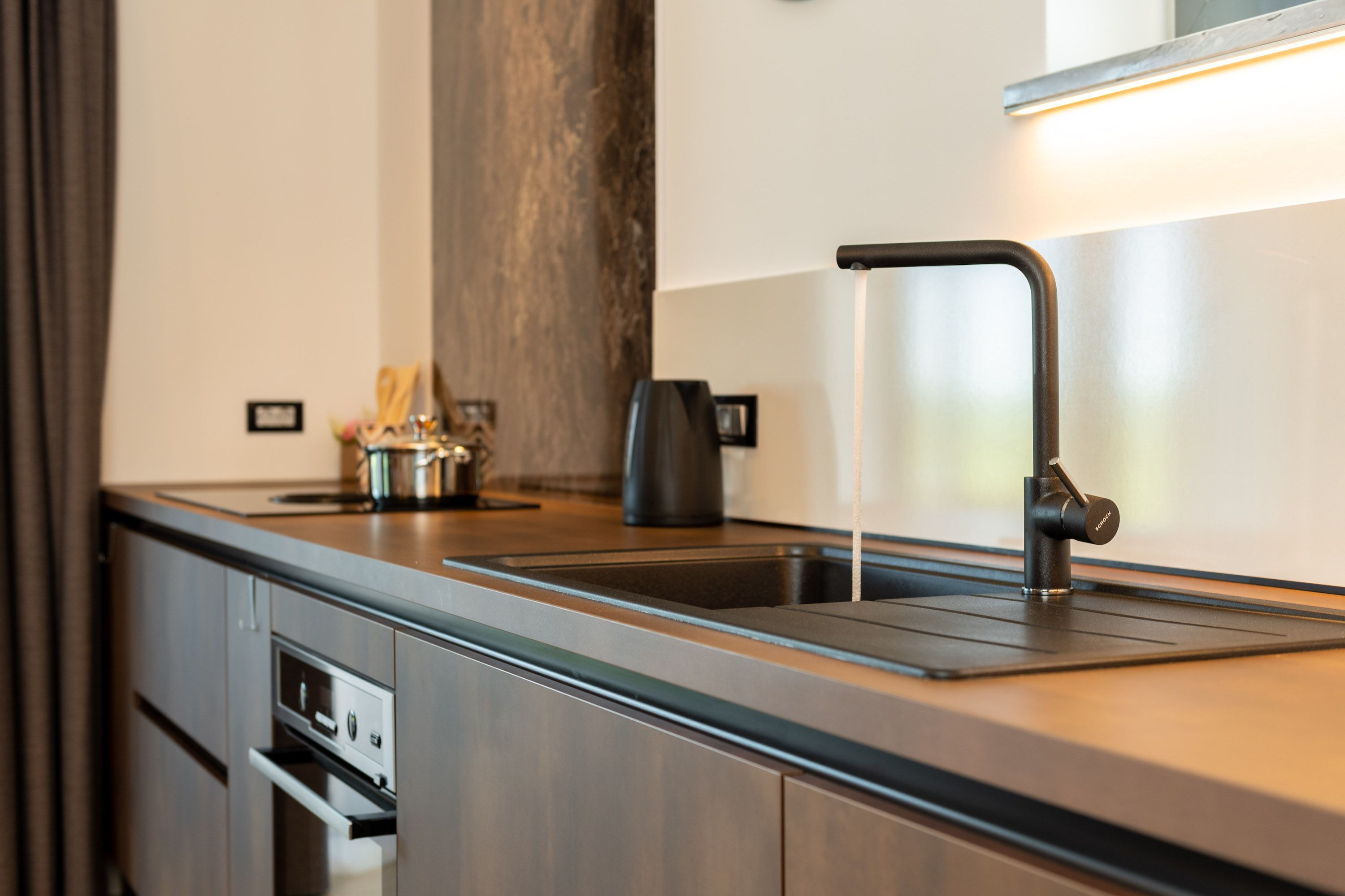 4 عدّة غرف نوم