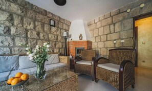 House, Smoking | 5 bedrooms