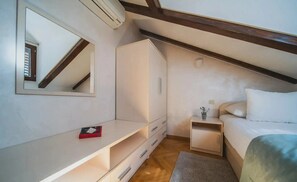 Villa, Smoking | 5 bedrooms - Franica in Dubrovnik (Dubrovnik)