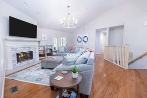 Smart-TV, peis og bordtennis