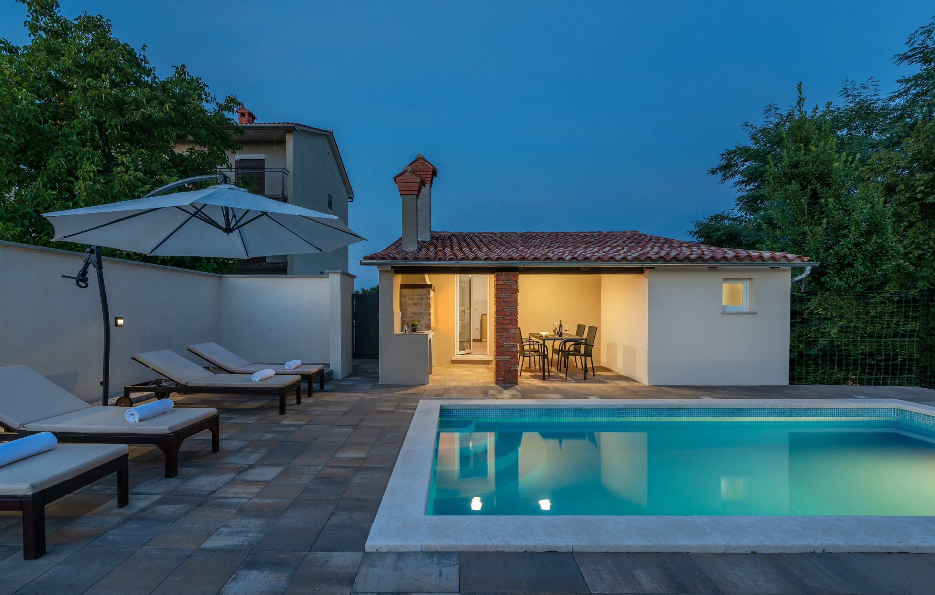 2 عدّة غرف نوم