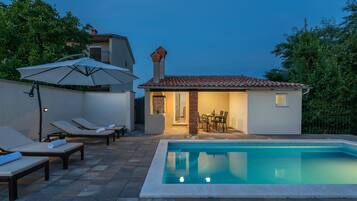 2 عدّة غرف نوم