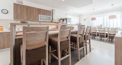 Dalmacija VII in Suko an