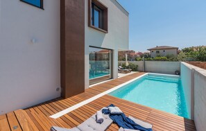 Villa | 3 bedrooms - Adora Pula in Pula With 3 Bedrooms and 3 Bathrooms (Pula)
