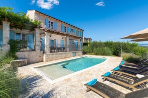 Villa | 4 bedrooms - Sienna in Buzet With 4 Bedrooms and 2 Bathrooms (Buzet)