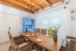 4 bedrooms - Sienna in Buzet With 4 Bedrooms and 2 Bathrooms (Buzet)