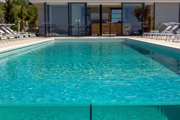 2 عدّة غرف نوم