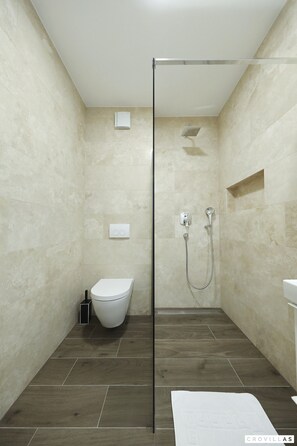 Maison, fumeur | 3 chambres