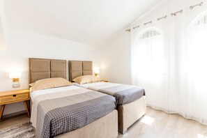 4 bedrooms