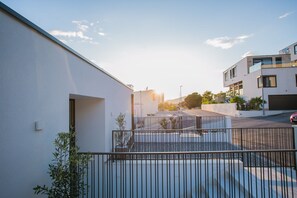 Villa | 4 bedrooms - Olive in Okrug Gornji (Okrug)