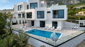 Unclassified image, 3 of 70, button - Ledjade in Makarska With 3 Bedrooms and 3 Bathrooms (Makarska)