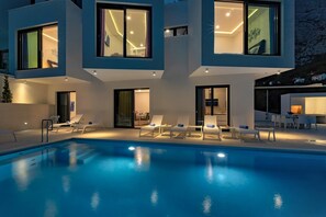 Villa | 3 bedrooms - Ledjade in Makarska With 3 Bedrooms and 3 Bathrooms (Makarska)