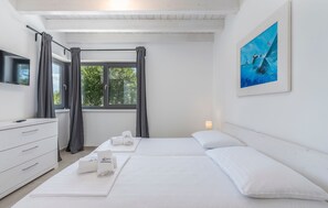 Villa | 6 bedrooms - Luna in Pomer With 6 Bedrooms and 6 Bathrooms (Medulin)