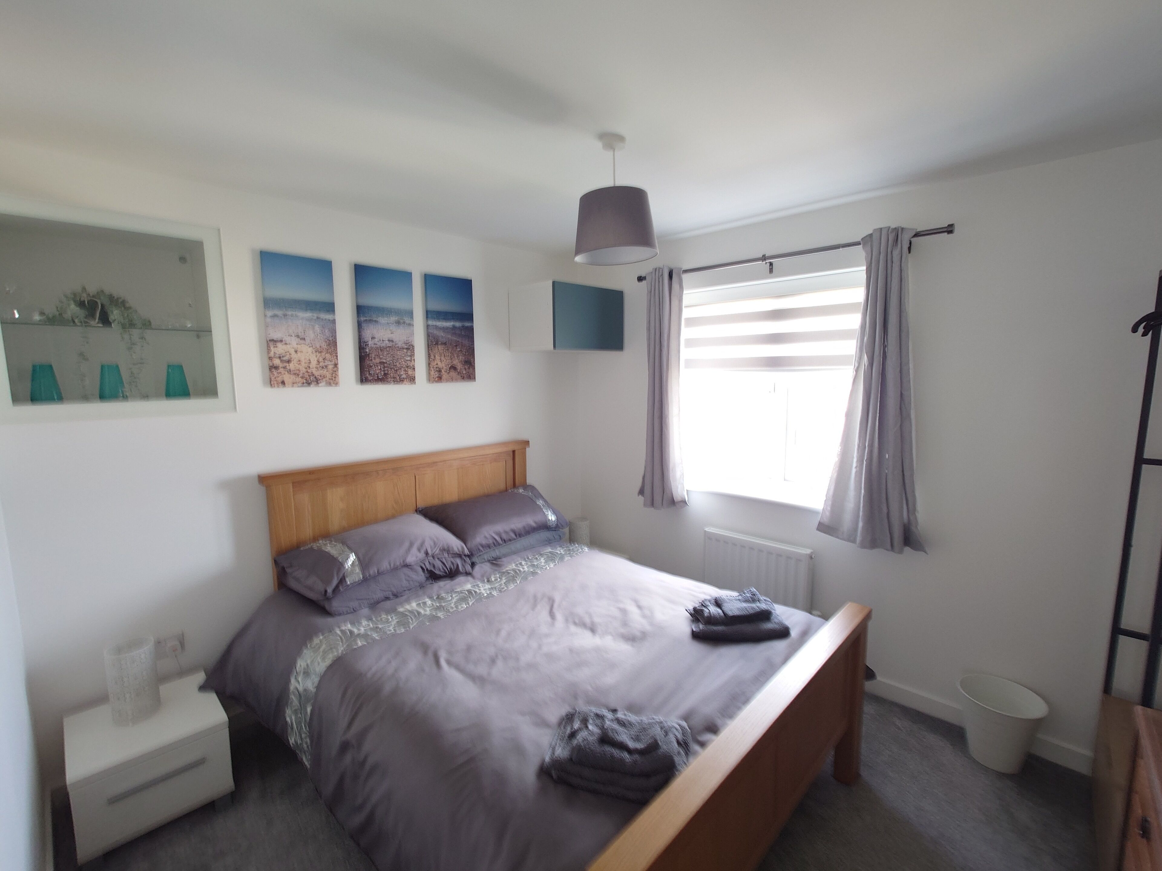 3 chambres, fer et planche à repasser, Wi-Fi gratuit, draps fournis