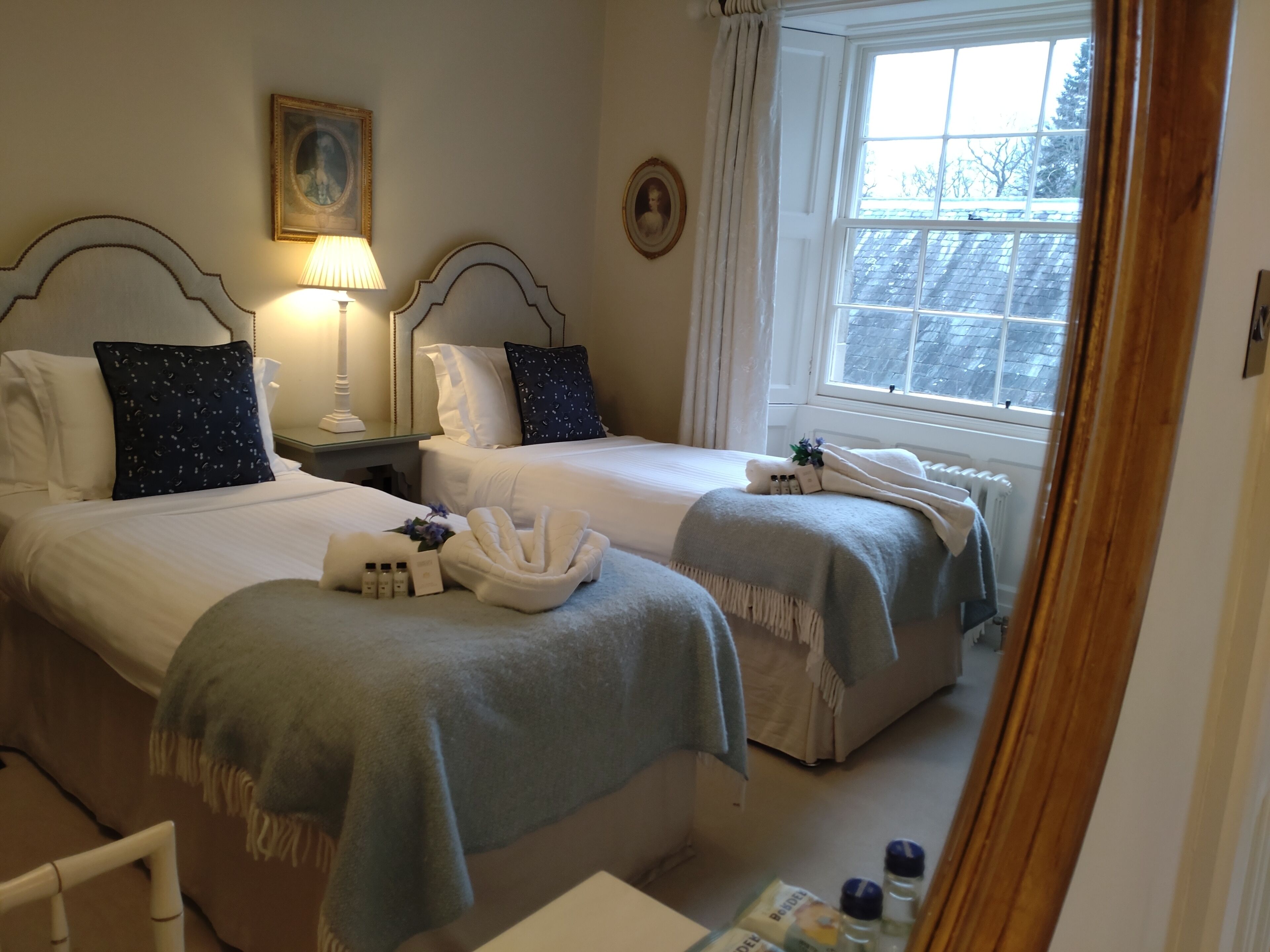 8 Schlafzimmer, Bügeleisen/Bügelbrett, Reisekinderbett, kostenloses WLAN