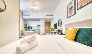 客房内保险箱、熨斗/熨衣板、免费 WiFi、床单