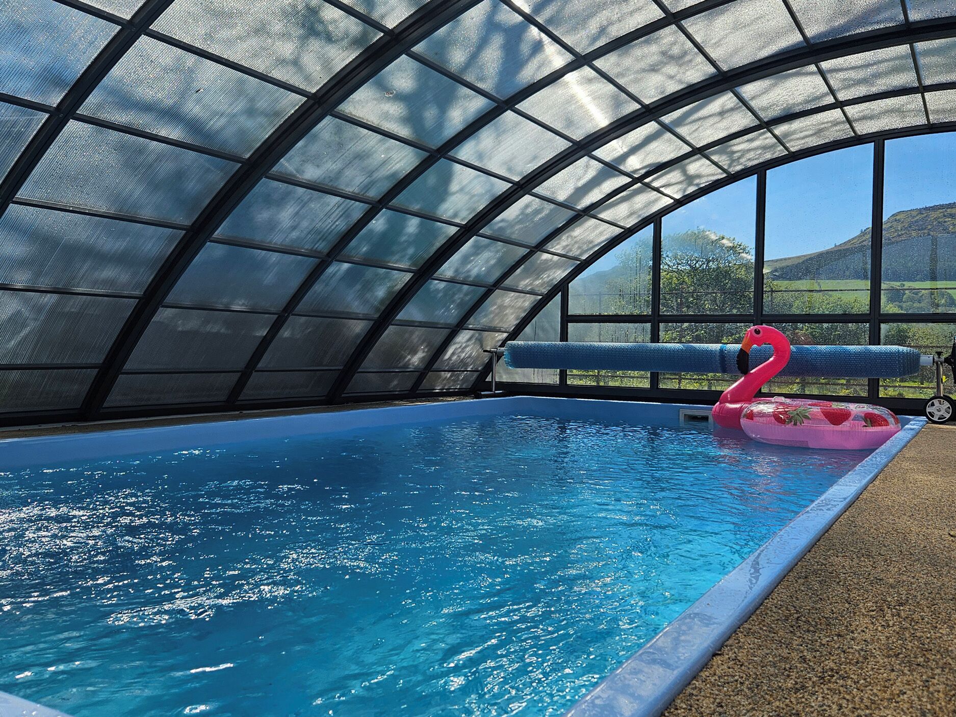 Cottage | Pool | Indoor pool, outdoor pool