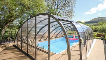 Indoor pool, outdoor pool