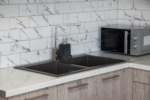 Apartment | Private kitchen | Full-sized fridge, microwave, oven, toaster