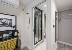 Standard Double Room | Room amenity - St Pancras Inn  (London)