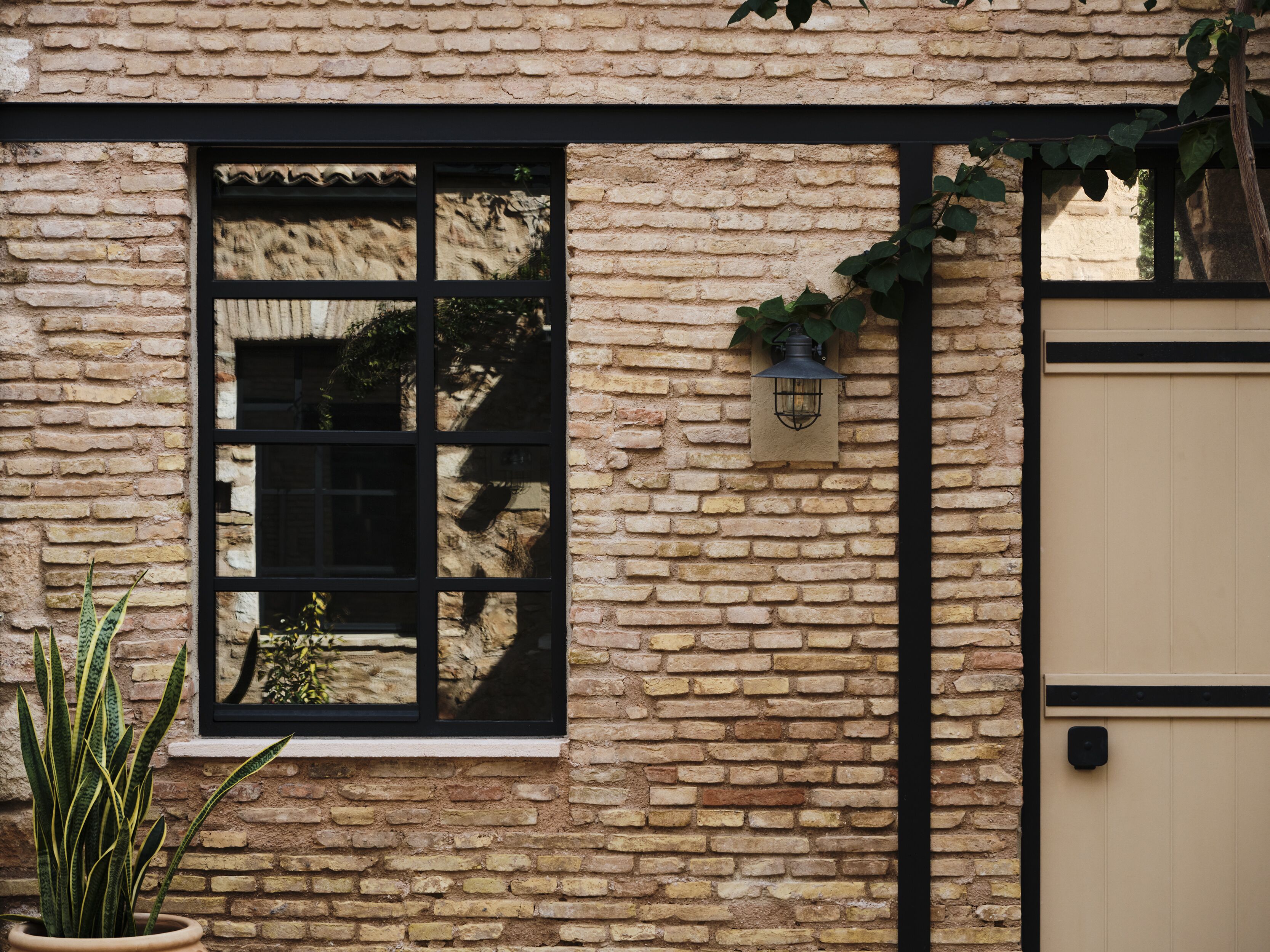 Menta - Courtyard Suite | 1 غرفة نوم وأغطية فراش متميزة وأسرّة بطبقة علوية مريحة وم يني بار