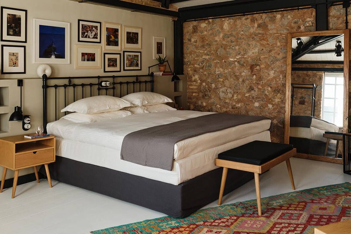 Lemon - Superior Courtyard Suite | 1 ห้องนอน, เครื่องนอนระดับพรีเมียม, เตียงพร้อมฟูกเสริมที่นอน, มินิบาร์