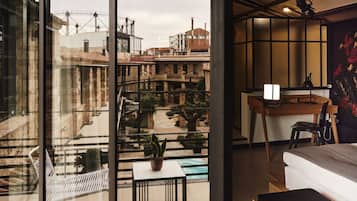 Gerani - Executive Elevated Suite | Vista desde la habitación