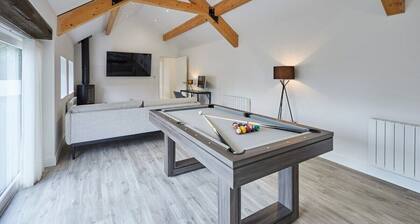 Host & Stay | The Hay Loft