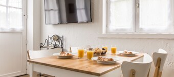 Maison Alice, Maison de Campagne Avec Grand Jardin