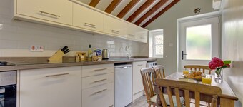 Fairfield Cottage -  a self catering cottage that sleeps 4 guests  in 2 bedrooms
