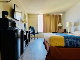 Blackout drapes, soundproofing, free WiFi, bed sheets