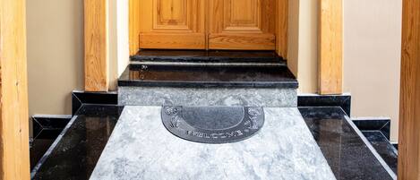 Bagian depan properti