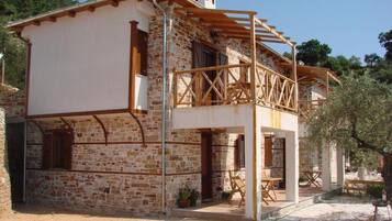 Villa | Exterior