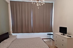 2 habitaciones, escritorio, wifi gratis y ropa de cama