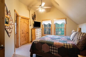 2 habitaciones y espacio para trabajar con laptop