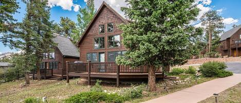 Condo, 2 Bedrooms | Exterior