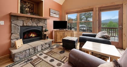 Solitude Eagle #7 - Estes Park 3 Bedroom Condo by RedAwning