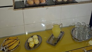 Desayuno estilo bufé