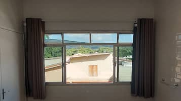 Camera Superior con 2 letti singoli, 2 letti singoli, terrazzo, vista collina | Biancheria da letto di alta qualità, materassi in memory foam