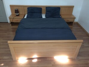 Wi-Fi gratuit, draps fournis