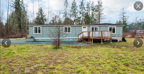 Exterior - Cozy country mobile home on 18 acres farm sleep 5 (Alberni-Clayoquot)