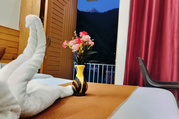 Quarto luxo, 1 cama King, vista para a montanha | Wi-Fi de cortesia