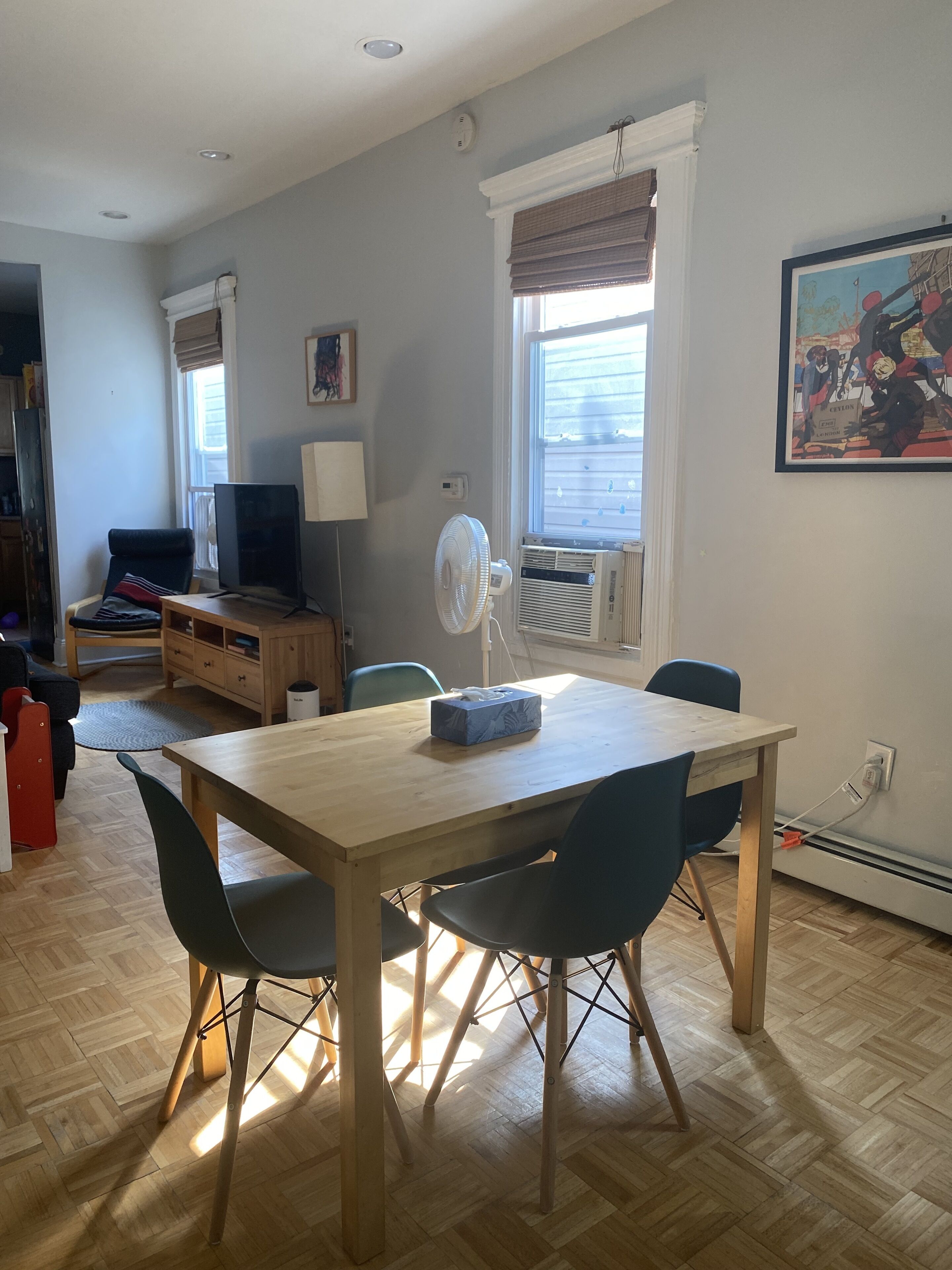 Light filled, kid friendly, Airy 2 Bedroom close to NYC 