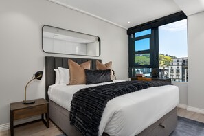 2 bedrooms, iron/ironing board, Internet, bed sheets