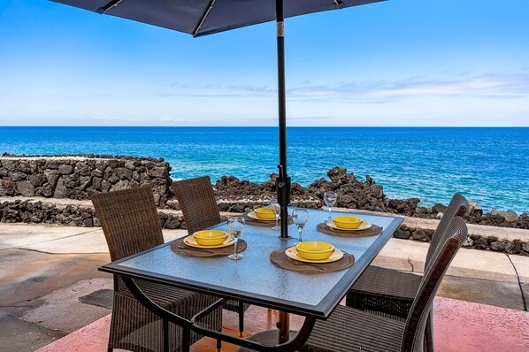 Outdoor dining