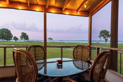 Lakefront Home in Lake Wales, FL – Private Dock, Fishing & Close to Attractions!