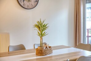 Imagen sin descripción, 4 de 37, botón