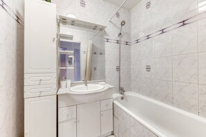 Handtücher, Toilettenpapier