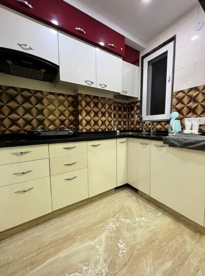 2 bhk apt- UGfloor,1st,2nd,3rd available for rent